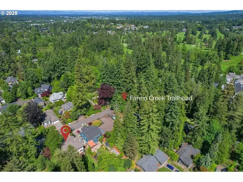 7102 SW 78th Avenue Portland OR 97223