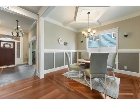 7102 SW 78th Avenue Portland OR 97223