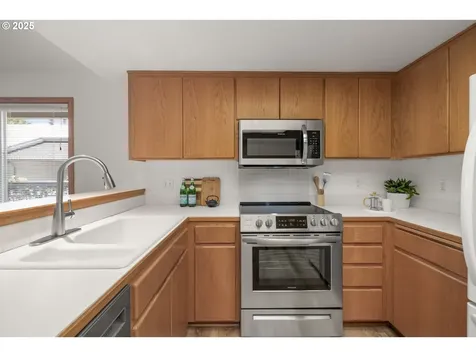1514 NE 150th Avenue Portland OR 97230