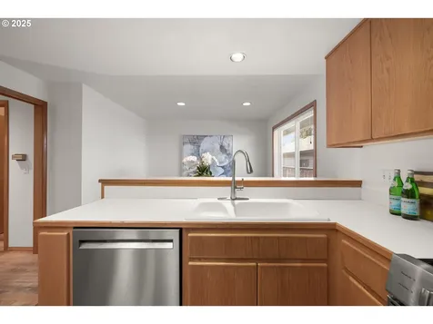 1514 NE 150th Avenue Portland OR 97230