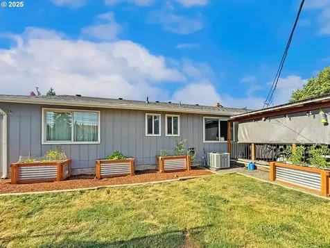 762 Randall Drive Lebanon OR 97355