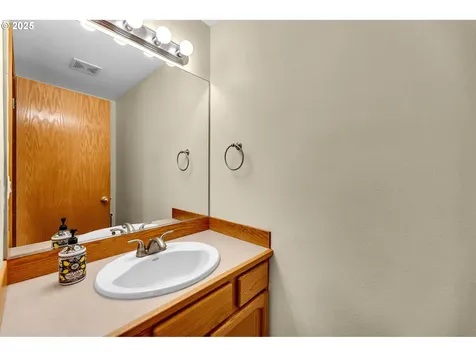 16516 NE 29th Street Vancouver WA 98682
