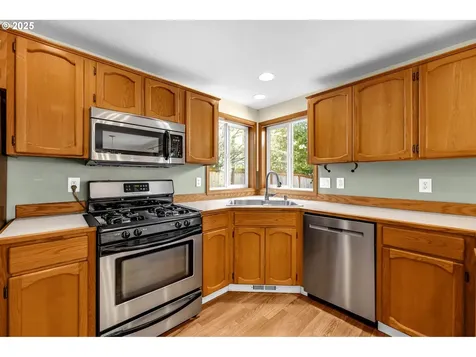 16516 NE 29th Street Vancouver WA 98682
