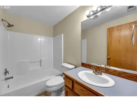 16516 NE 29th Street Vancouver WA 98682