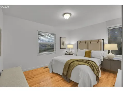 5941 SW Nebraska Street Portland OR 97221