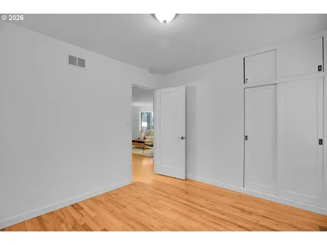 5941 SW Nebraska Street Portland OR 97221