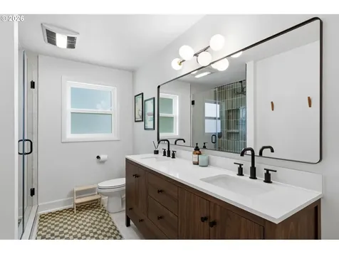 11515 NE 65th Avenue Vancouver WA 98686