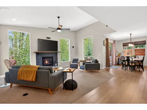 1878 SE Jasmine Place Gresham OR 97080