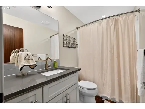 1878 SE Jasmine Place Gresham OR 97080