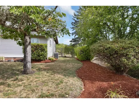 1862 NW Oerding Avenue Roseburg OR 97471