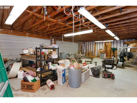 1862 NW Oerding Avenue Roseburg OR 97471