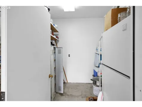 1862 NW Oerding Avenue Roseburg OR 97471