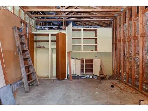 1862 NW Oerding Avenue Roseburg OR 97471