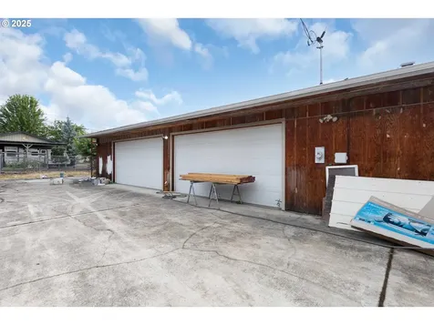 1862 NW Oerding Avenue Roseburg OR 97471