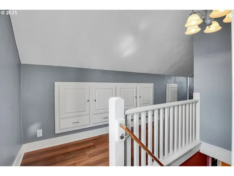 712 W 30th Street Vancouver WA 98660