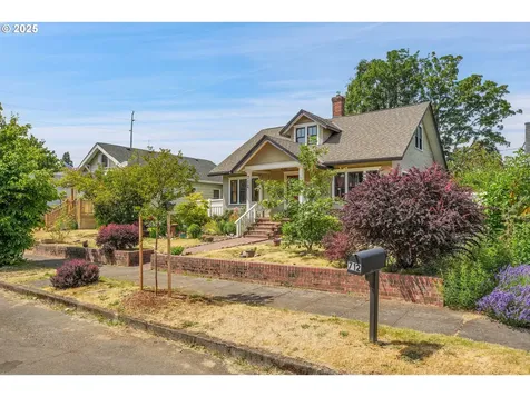 712 W 30th Street Vancouver WA 98660
