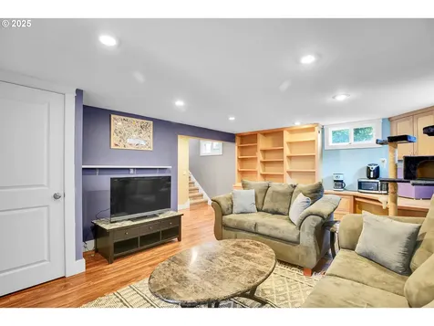 712 W 30th Street Vancouver WA 98660