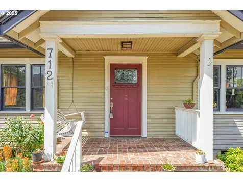 712 W 30th Street Vancouver WA 98660