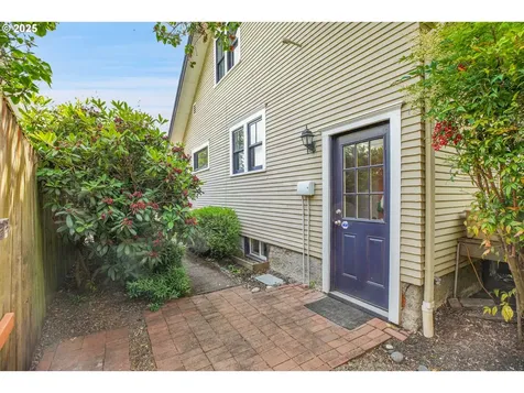 712 W 30th Street Vancouver WA 98660