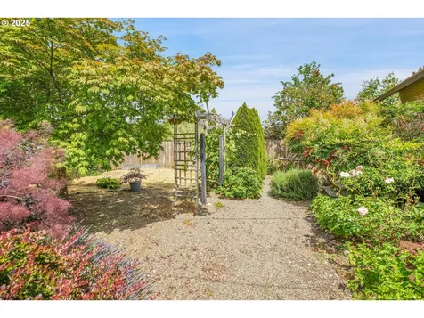 712 W 30th Street Vancouver WA 98660