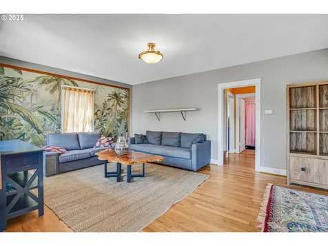 712 W 30th Street Vancouver WA 98660