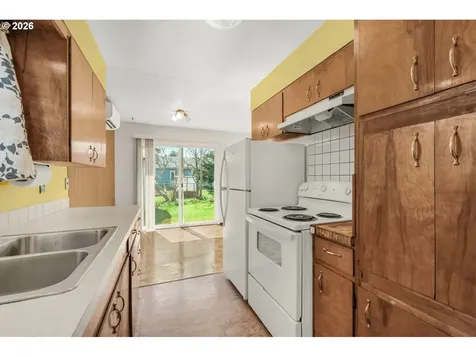 448 NE 10th Street Newport OR 97365