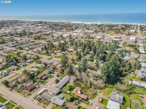 448 NE 10th Street Newport OR 97365