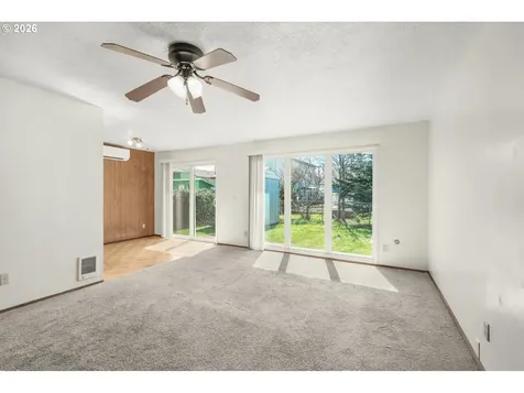 448 NE 10th Street Newport OR 97365