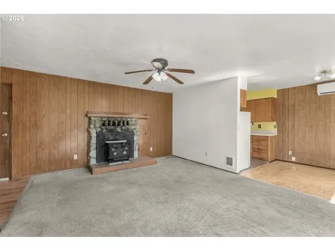 448 NE 10th Street Newport OR 97365