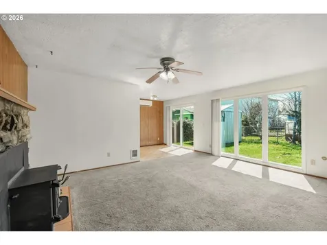 448 NE 10th Street Newport OR 97365