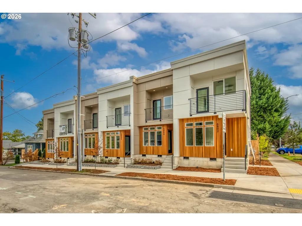 6802 NE 6th Avenue Portland OR 97211