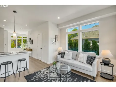 6802 NE 6th Avenue Portland OR 97211