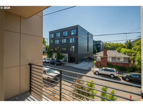 6802 NE 6th Avenue Portland OR 97211