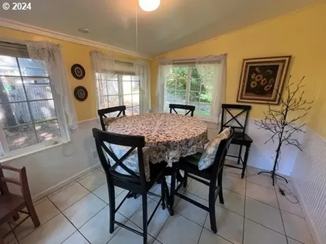 90988 Angels Flight Road Walterville OR 97489