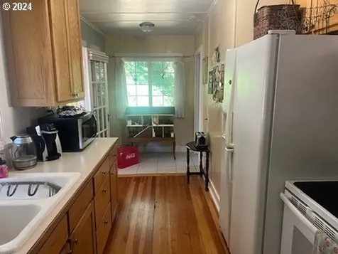 90988 Angels Flight Road Walterville OR 97489