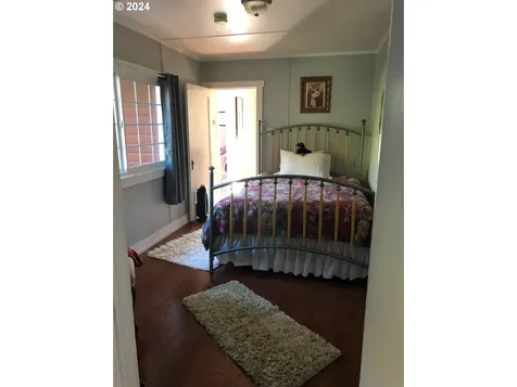 90988 Angels Flight Road Walterville OR 97489