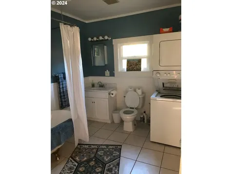 90988 Angels Flight Road Walterville OR 97489