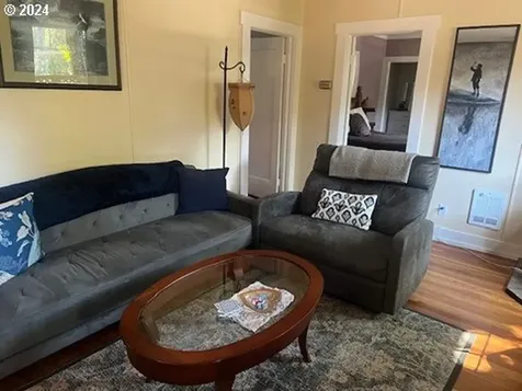 90988 Angels Flight Road Walterville OR 97489