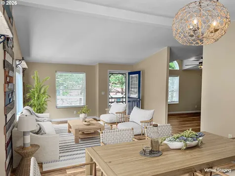 380 Seagrove Loop Lincoln City OR 97367