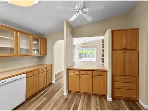 380 Seagrove Loop Lincoln City OR 97367