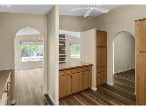 380 Seagrove Loop Lincoln City OR 97367