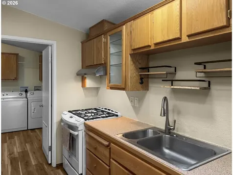 380 Seagrove Loop Lincoln City OR 97367