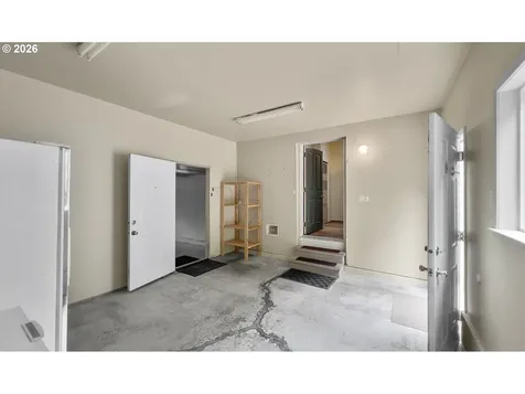 380 Seagrove Loop Lincoln City OR 97367