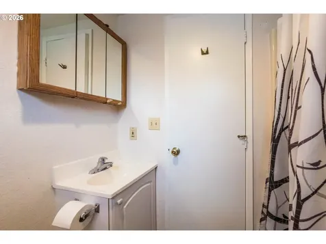 3110 SW Coast Avenue Lincoln City OR 97367