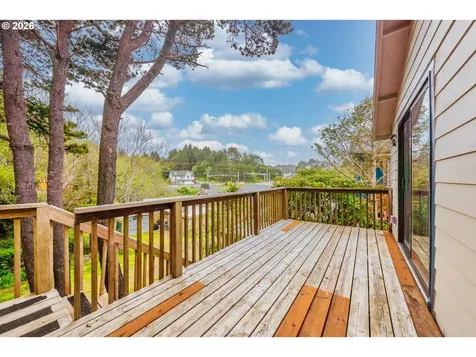 3110 SW Coast Avenue Lincoln City OR 97367