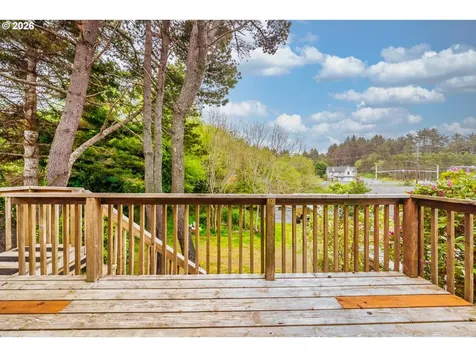 3110 SW Coast Avenue Lincoln City OR 97367