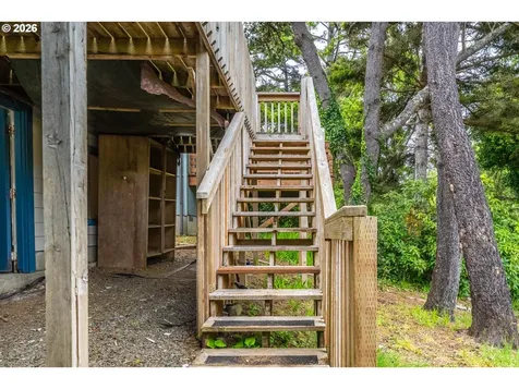 3110 SW Coast Avenue Lincoln City OR 97367