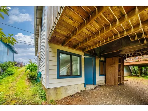 3110 SW Coast Avenue Lincoln City OR 97367