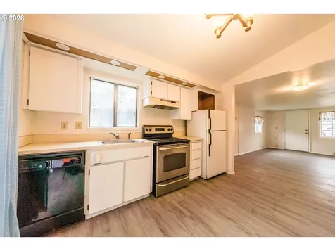 3110 SW Coast Avenue Lincoln City OR 97367