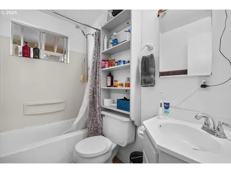 800 Byron Creek Road Winston OR 97496